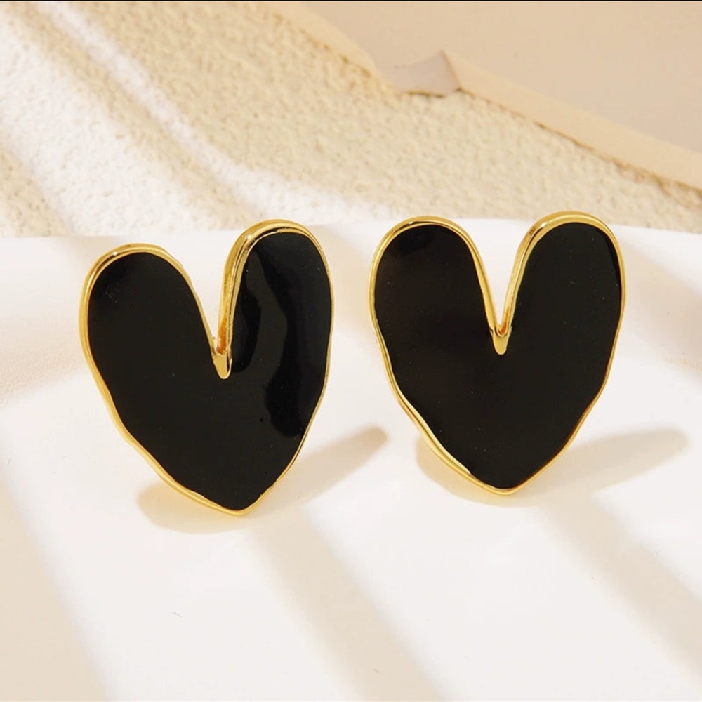 Stainless steel geometric elegant, electroplated, love earrings for women